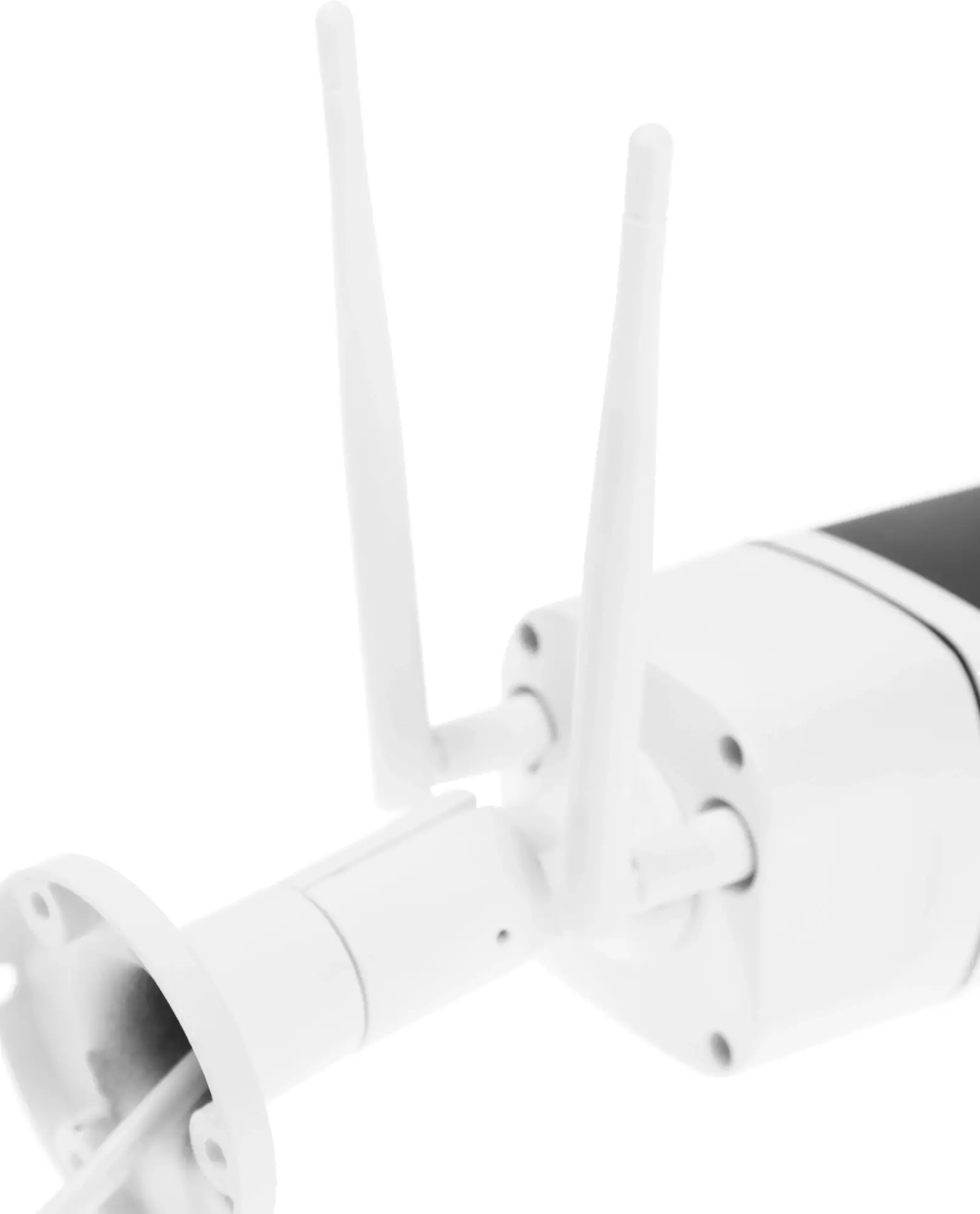 Обзор камеры видеонаблюдения Falcon Eye Jager: надежная защита вашего дома и имущества в любое время суток.